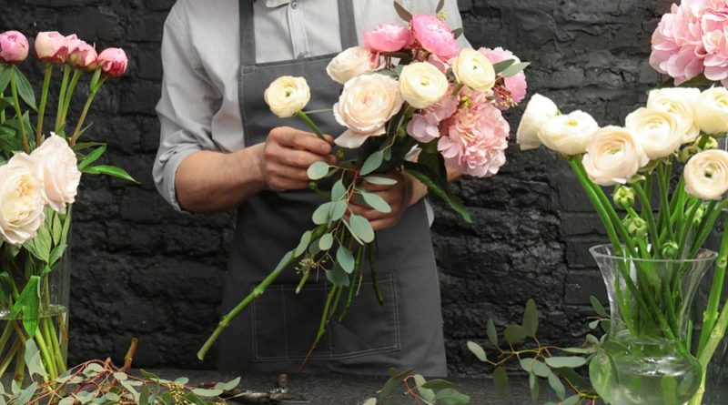 Ways To Save Money When Buying Flowers For Your Special Someone